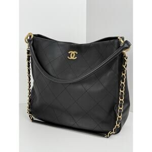 Chanel Black Quilted Leather Chains Strap Gold Hardware Hobo Bag